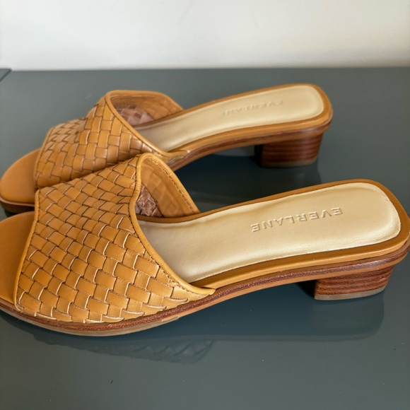 Everlane Block Heel Slides Tan Leather Woven 6.5.  Almost like new. Well made. - Picture 14 of 16